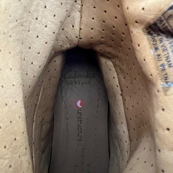 Clarks Unstructured Ashburn Womens Short Slouch Boot Black Suede size 6.5W Wide - Picture 13 of 16